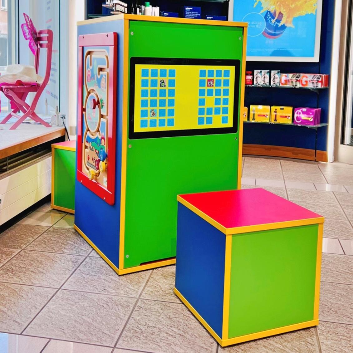 Der ITEMS-Spielturm ist da!
